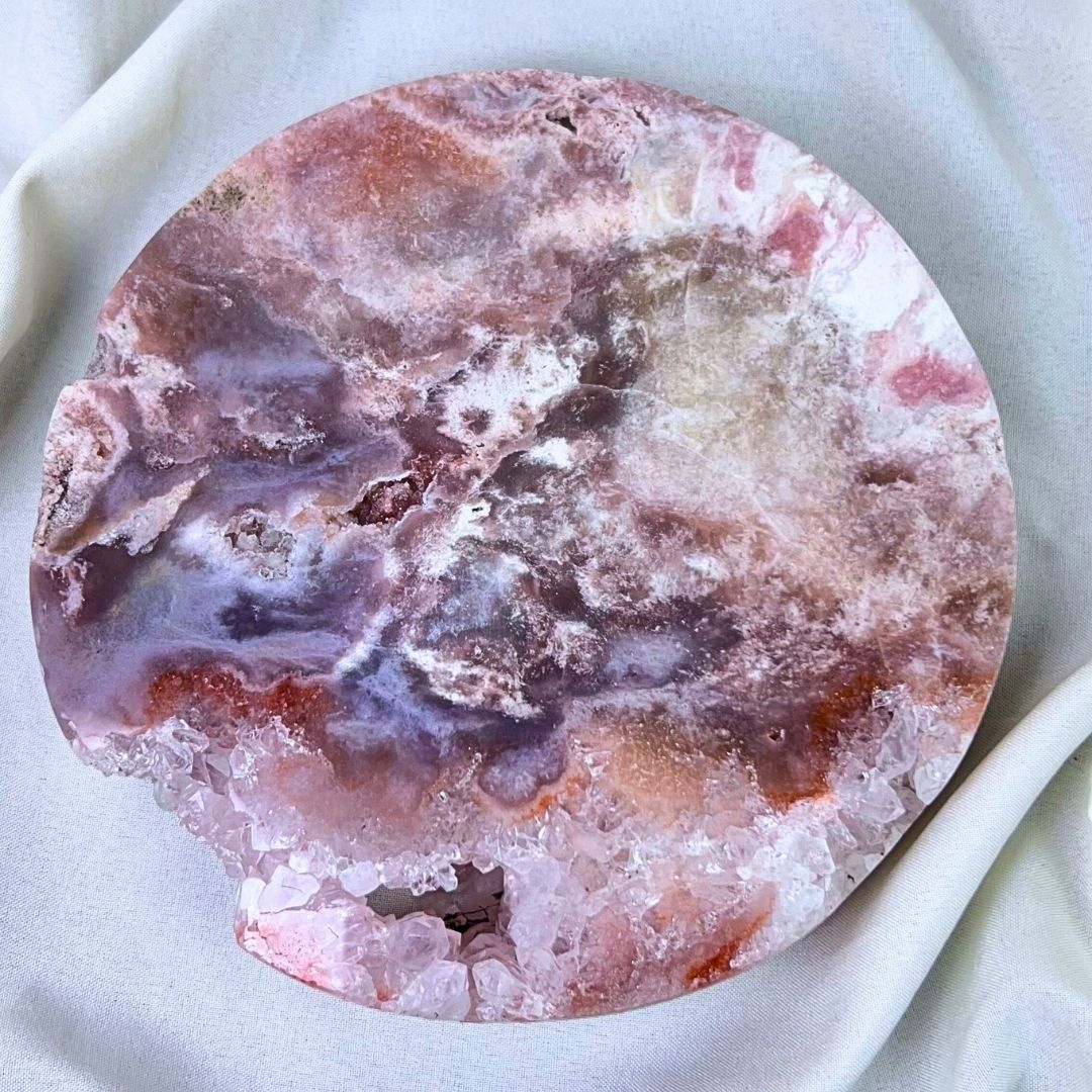 Functional Luxury with Natural Healing Energy